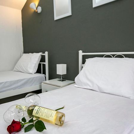 Villa Kouf Nea Iraklitsa Buitenkant foto