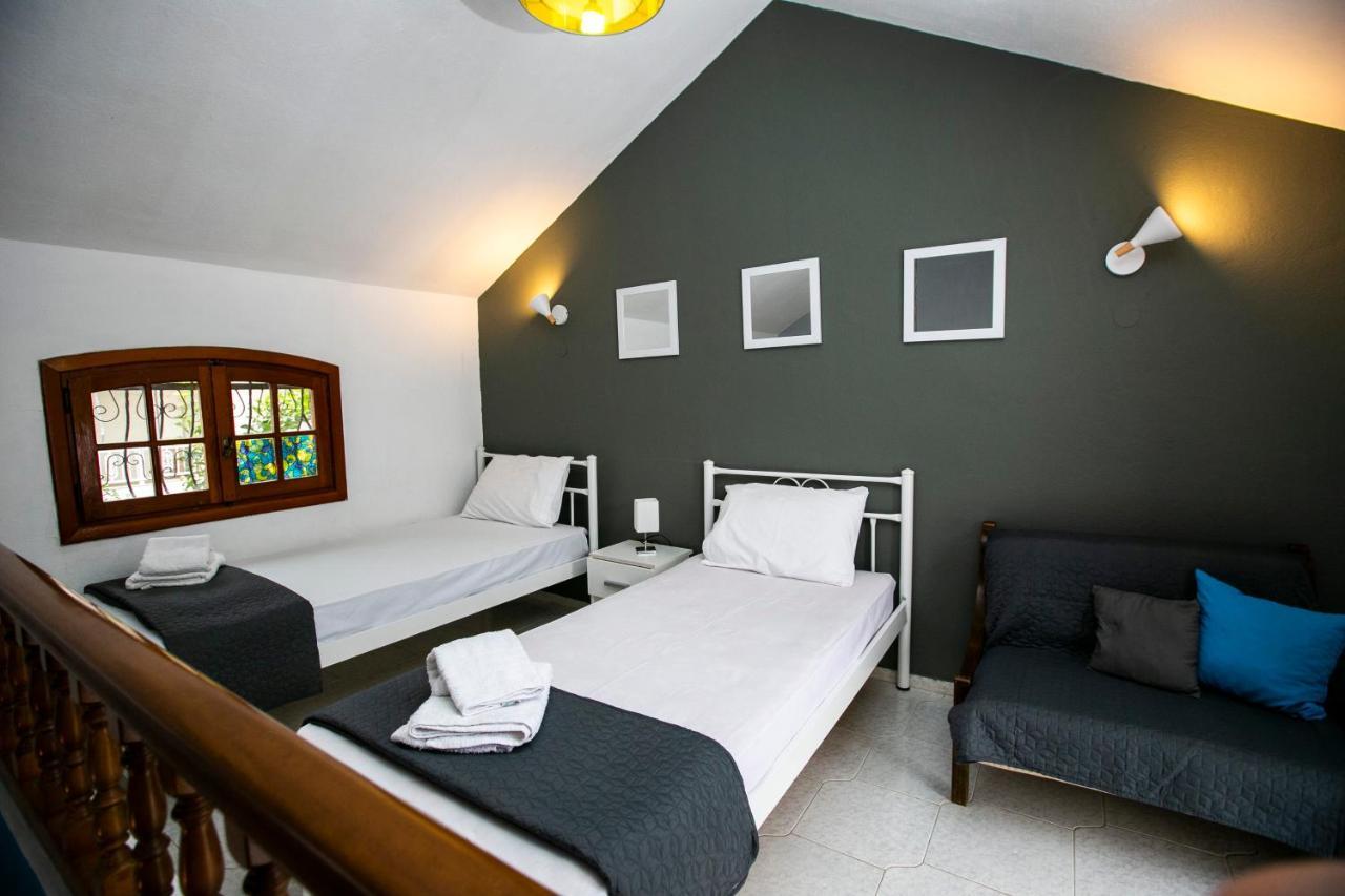 Villa Kouf Nea Iraklitsa Buitenkant foto