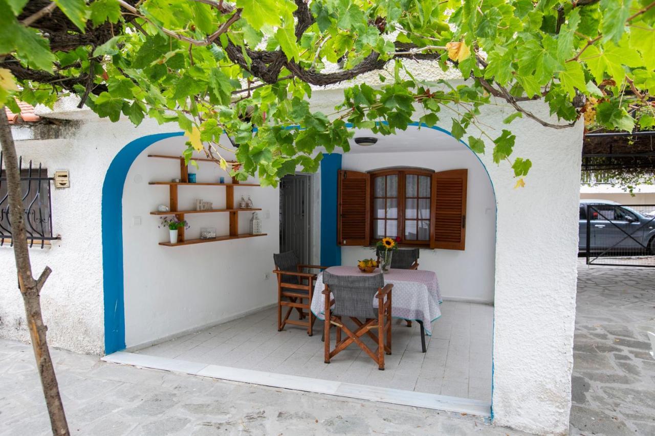 Villa Kouf Nea Iraklitsa Buitenkant foto